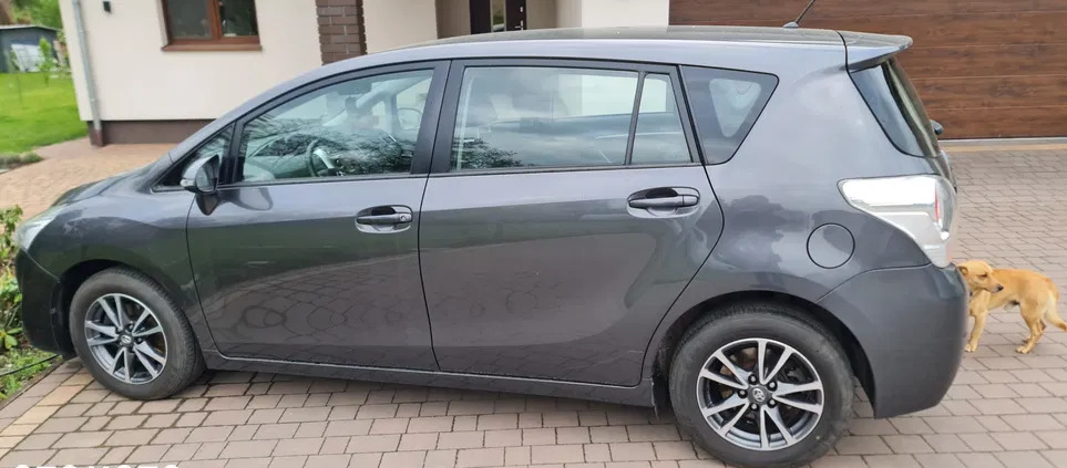 toyota Toyota Verso cena 33000 przebieg: 147000, rok produkcji 2013 z Osieczna
